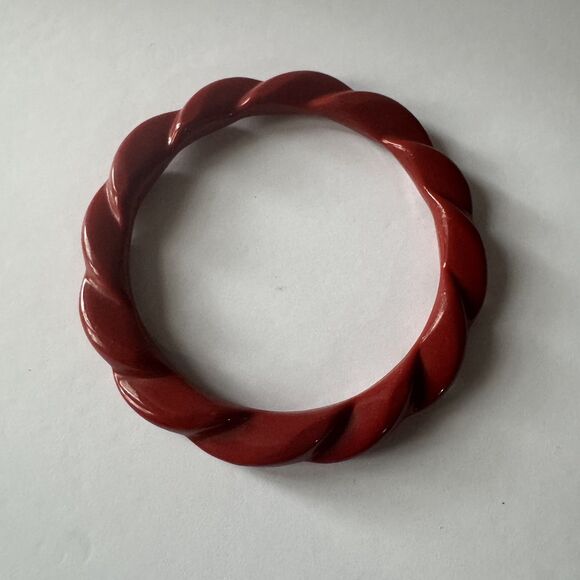 VTG AVON Color Go Round Twisted Lucite Bangle Bracelet Set Of 3 Green Red White - Picture 11 of 12